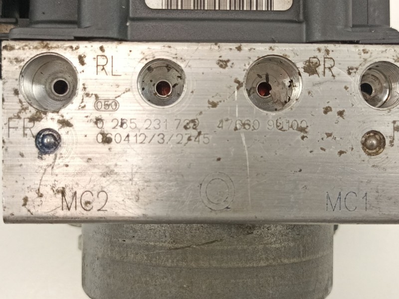 Recambio de abs para nissan note (e11e) 1.4 cat referencia OEM IAM 476609U100 0265231732 