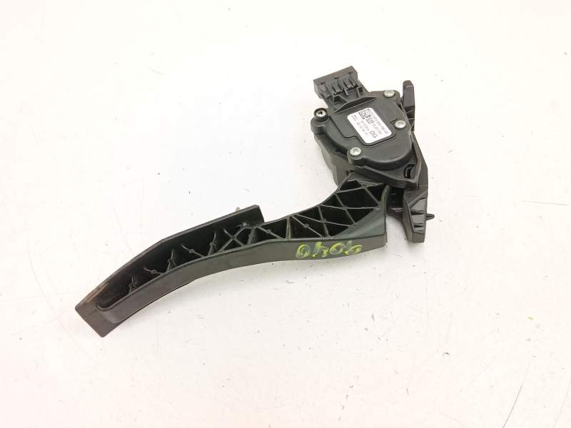Recambio de potenciometro aceleracion para opel insignia a sedán (g09) 2.0 cdti (69) referencia OEM IAM 13237352 6PV00976500 