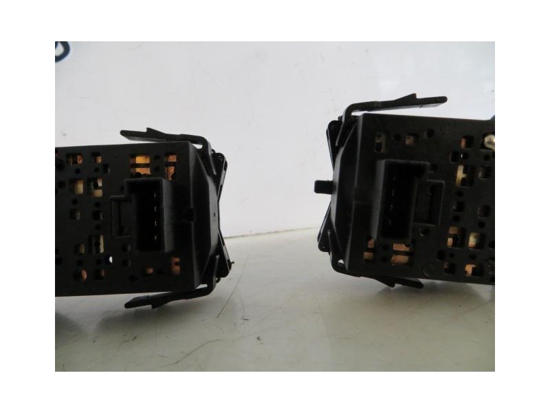 Recambio de mando luces y limpias : opel meriva : 1.3 td -z13dtj (74,80cv) 5p [2009] para opel meriva 1.3 td -z13dtj referencia 