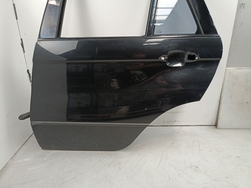 Recambio de puerta trasera izquierda para bmw x5 3.0 td referencia OEM IAM 41528256827  8256827