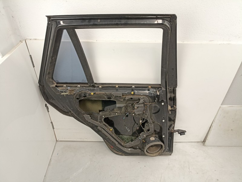 Recambio de puerta trasera izquierda para bmw x5 3.0 td referencia OEM IAM 41528256827  8256827