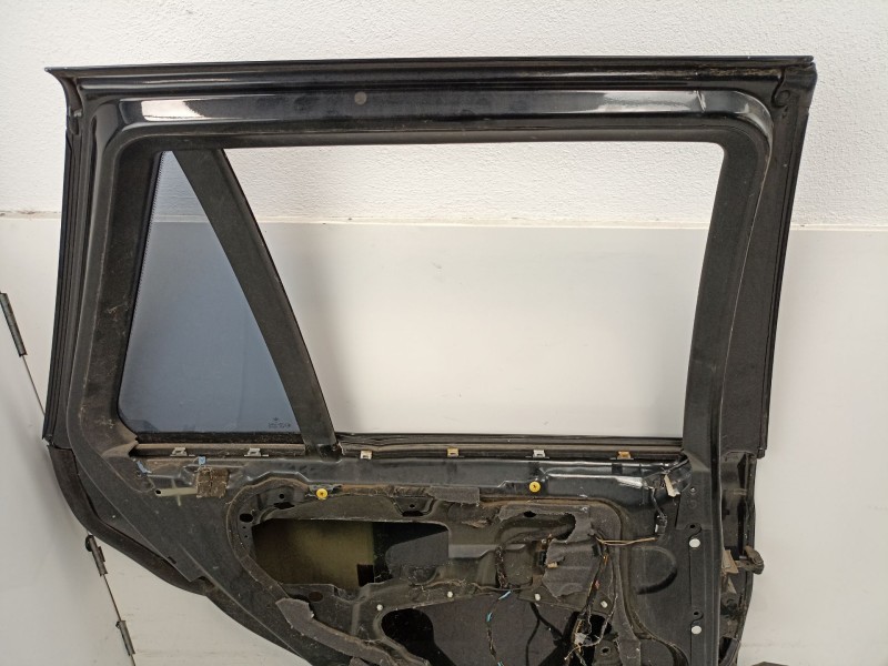 Recambio de puerta trasera izquierda para bmw x5 3.0 td referencia OEM IAM 41528256827  8256827