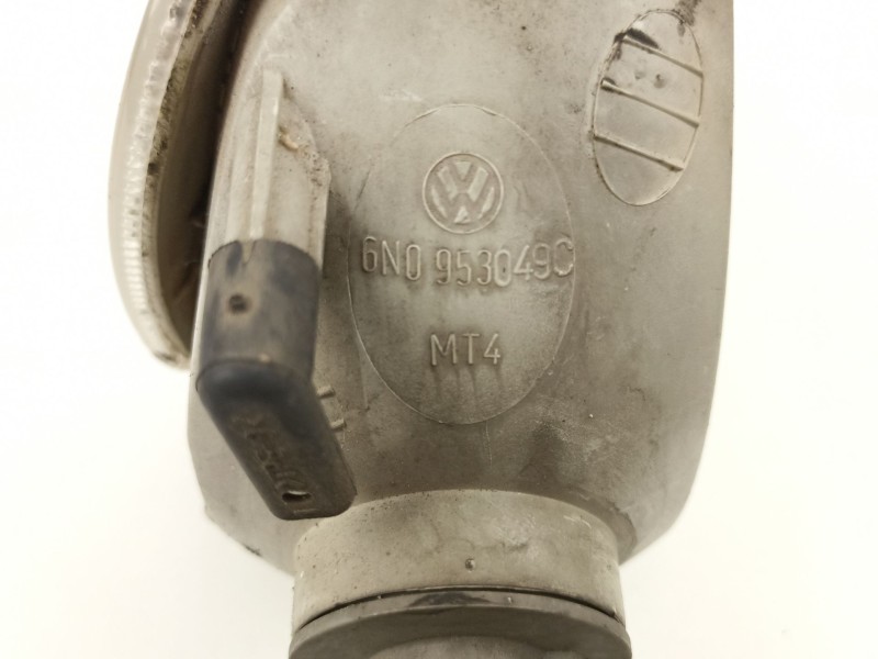 Recambio de piloto delantero izquierdo para volkswagen polo berlina (6n1) 75 1.6 referencia OEM IAM 6N0953049C  