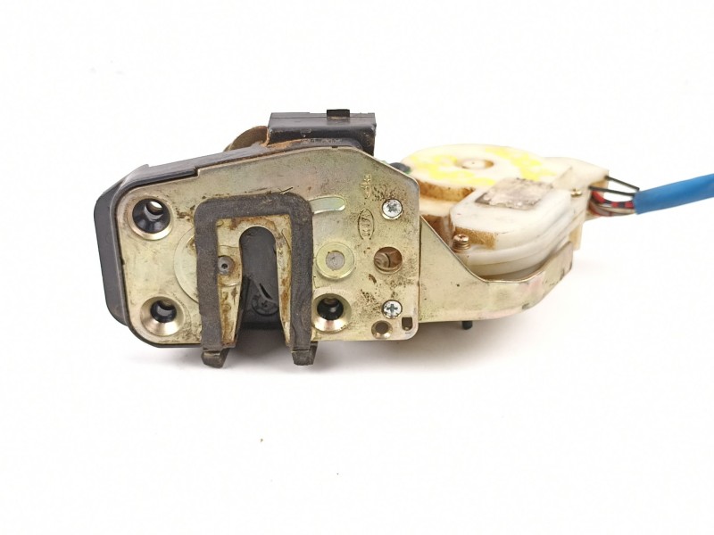 Recambio de cerradura puerta trasera derecha para kia sorento 2.5 crdi referencia OEM IAM 814203E010  