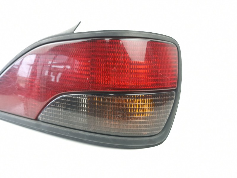 Recambio de piloto trasero derecho para peugeot 306 (7b, n3, n5) 1.9 std referencia OEM IAM 6351C9  