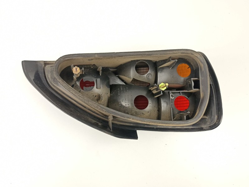 Recambio de piloto trasero derecho para peugeot 306 (7b, n3, n5) 1.9 std referencia OEM IAM 6351C9  