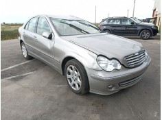 mercedes-benz c220 del año 2006 2