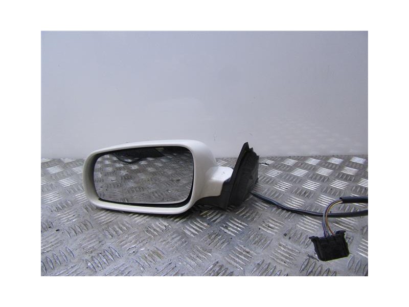 Recambio de retrovisor izq : skoda superb : 1.9 td (130cv) [2003] para skoda superb 1.9 td referencia OEM IAM BLANCOELECTRICO  