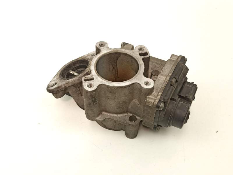 Recambio de valvula egr para renault koleos privilege referencia OEM IAM 8200797706 A2C5317908 8200327011