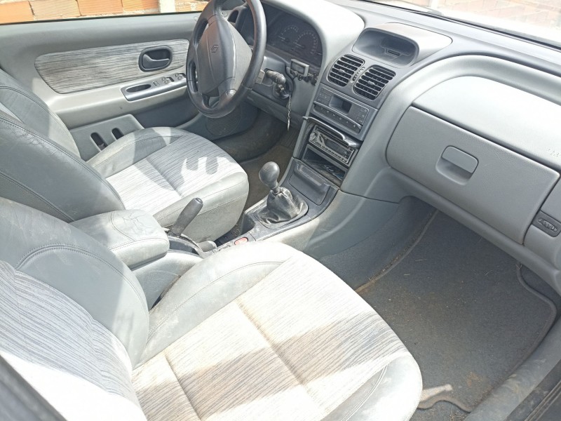 renault laguna (b56) del año 1997