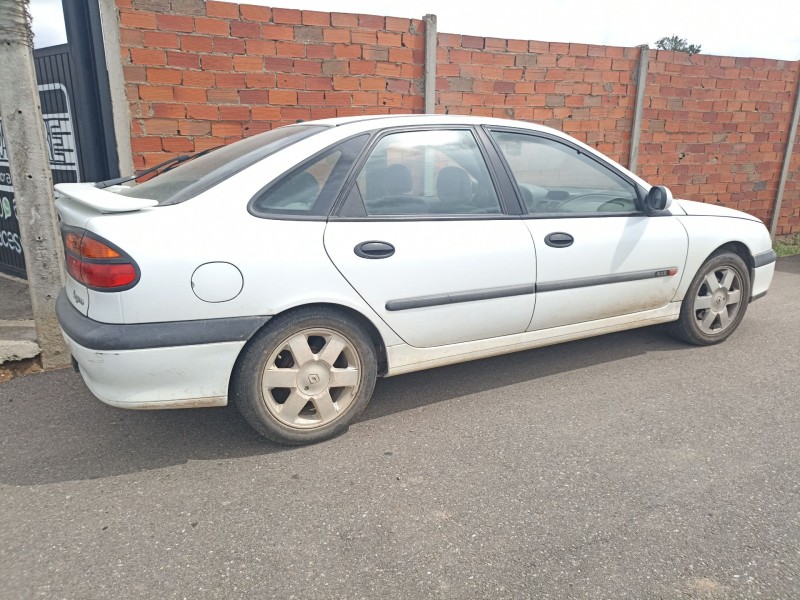 Recambio de carroceria para renault laguna (b56) 1.6 16v (b568, b561) referencia OEM IAM   