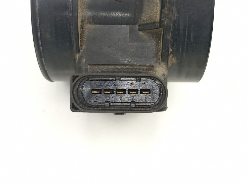 Recambio de caudalimetro para volvo s40 berlina 2.0 16v referencia OEM IAM 30611533 5WK9624 