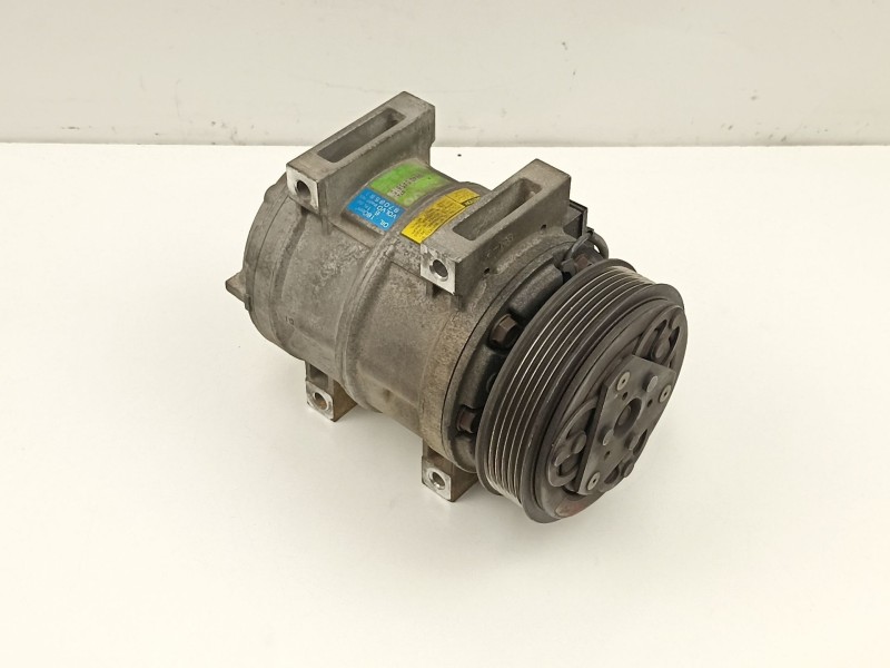Recambio de compresor aire acondicionado para volvo s40 berlina 2.0 16v referencia OEM IAM 8708581  30612681