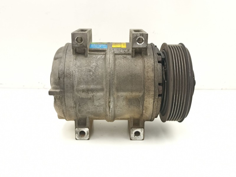 Recambio de compresor aire acondicionado para volvo s40 berlina 2.0 16v referencia OEM IAM 8708581  30612681