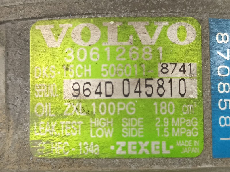 Recambio de compresor aire acondicionado para volvo s40 berlina 2.0 16v referencia OEM IAM 8708581  30612681