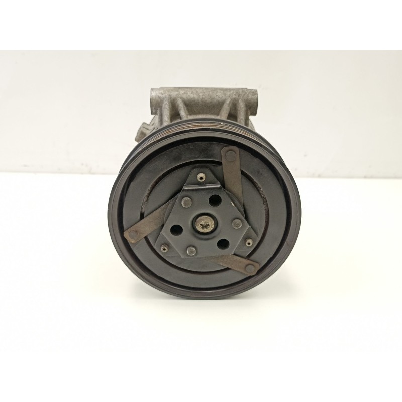 Recambio de compresor aire acondicionado para renault megane 1.5 dci /k9k f7 referencia OEM IAM 8200316164 01140017 