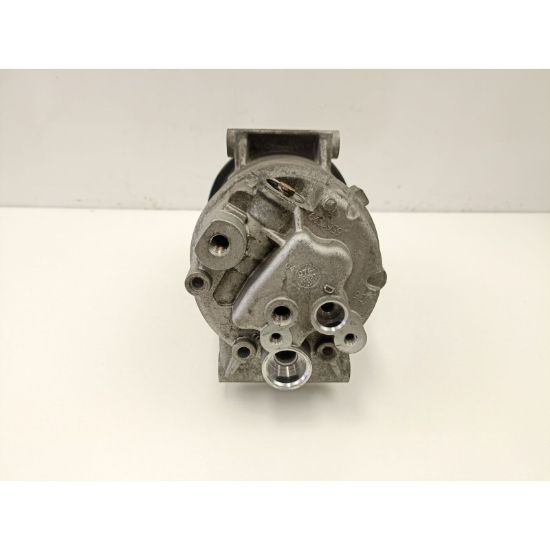 Recambio de compresor aire acondicionado para renault megane 1.5 dci /k9k f7 referencia OEM IAM 8200316164 01140017 