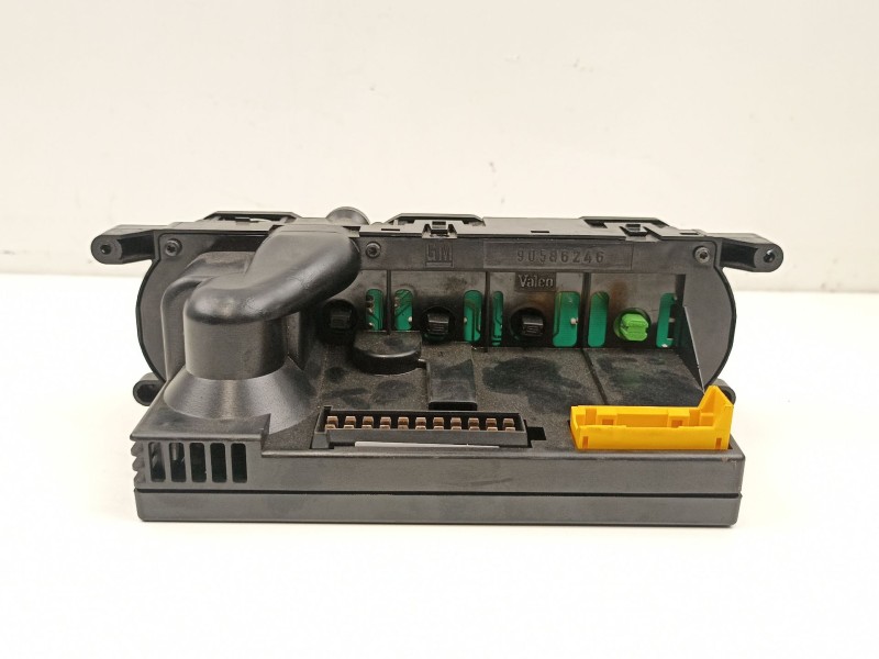 Recambio de mandos calefaccion aire para opel vectra 2.5 g referencia OEM IAM 90586246 24410176 69262205