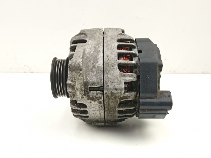 Recambio de alternador para hyundai accent (lc) 1.3 cat referencia OEM IAM 3730022650 A0002655023 