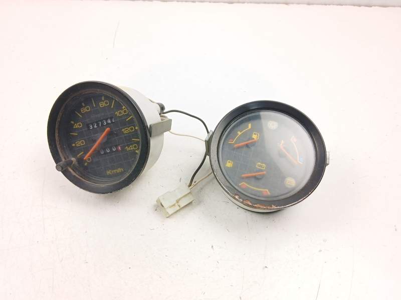 Recambio de cuadro instrumentos para nissan trade caja/chasis 2.8 d referencia OEM IAM 015062590  015063390