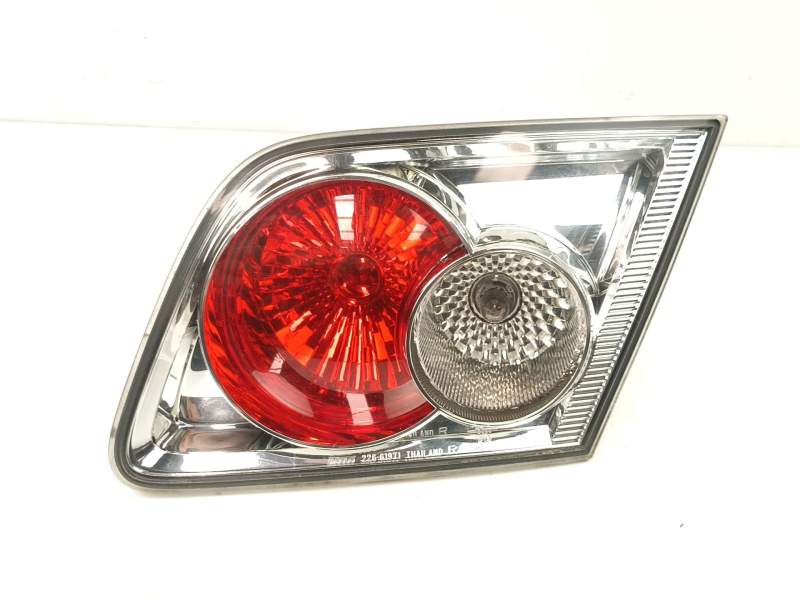 Recambio de piloto porton derecho para mazda 6 sedán (gg) 2.0 (ggep) referencia OEM IAM GJ6A513F0D  