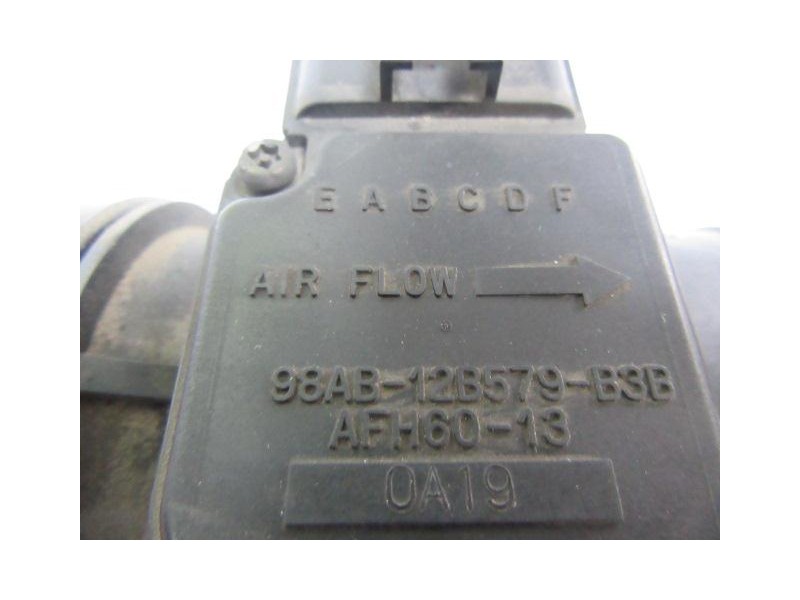 Recambio de caudalimetro : ford mondeo : 1.8 g (115,57cv) [2000] para ford mondeo 1.8 g referencia OEM IAM 98AB-12B579-B3B  