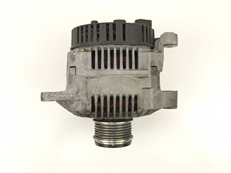 Recambio de alternador para renault megane 1.9 td d-f8q referencia OEM IAM 7700857073 A13VI164 7700436626