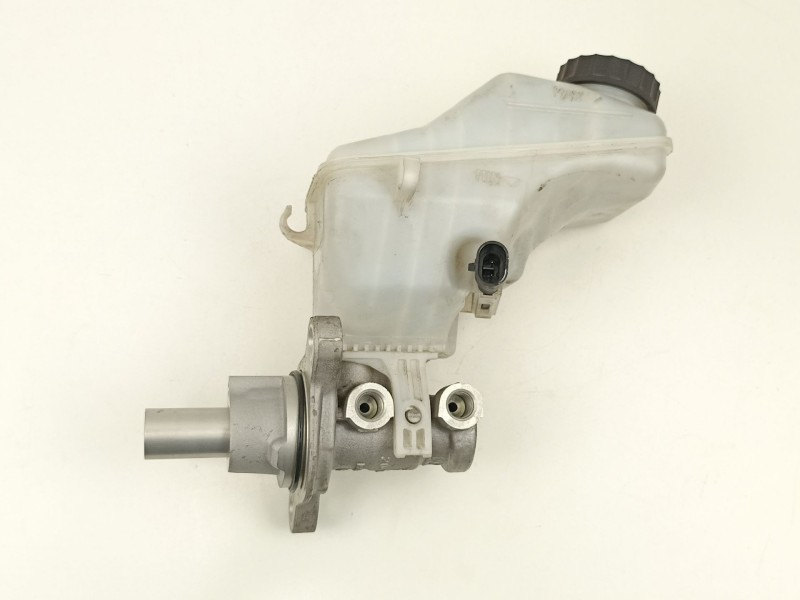 Recambio de bomba de freno para opel corsa d selective referencia OEM IAM 93189744 204Y21766 