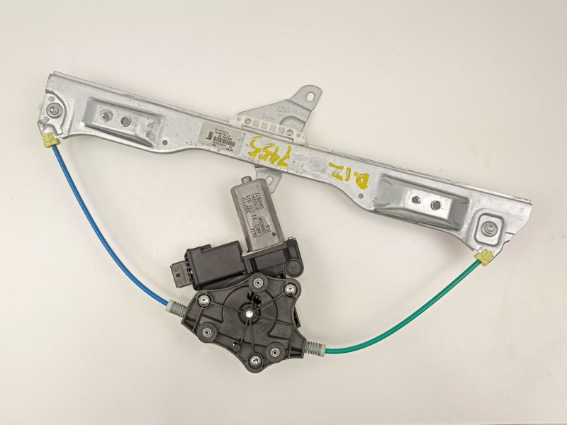 Recambio de elevalunas delantero izquierdo para opel corsa d selective referencia OEM IAM 13298153  