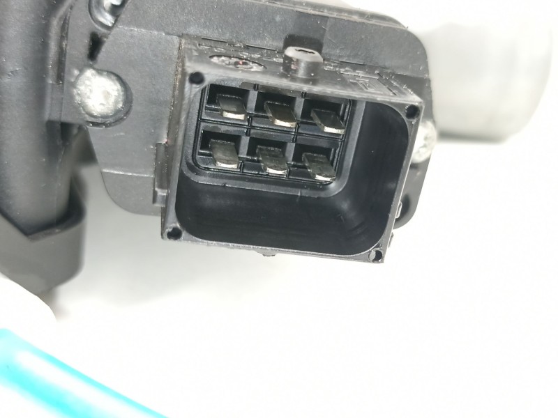 Recambio de elevalunas delantero izquierdo para opel corsa d selective referencia OEM IAM 13298153  