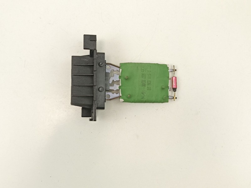 Recambio de motor calefaccion para opel corsa d selective referencia OEM IAM 13335075 164230100 