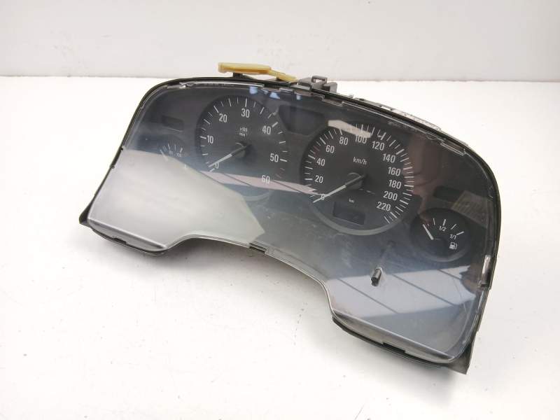 Recambio de cuadro instrumentos para opel zafira a monospace referencia OEM IAM 24461749 110080208002 
