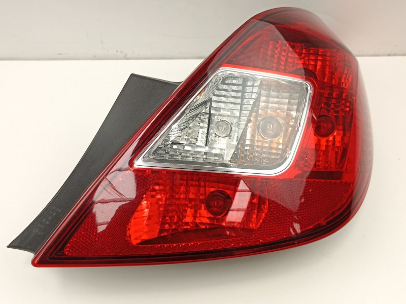 Recambio de piloto trasero derecho para opel corsa d selective referencia OEM IAM 13269051 89318821 