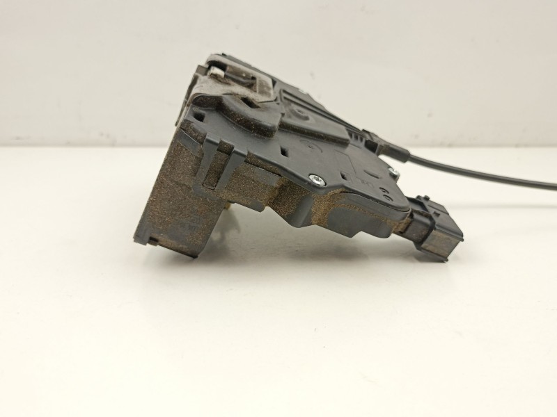 Recambio de cerradura puerta delantera derecha para opel corsa d selective referencia OEM IAM 13258274  