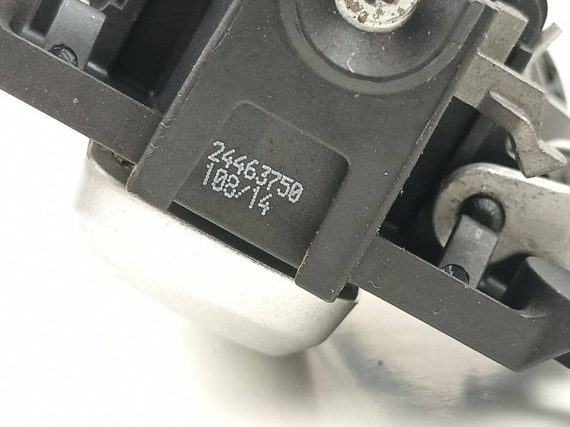 Recambio de manilla trasera derecha para opel corsa d selective referencia OEM IAM 24463750  13255474