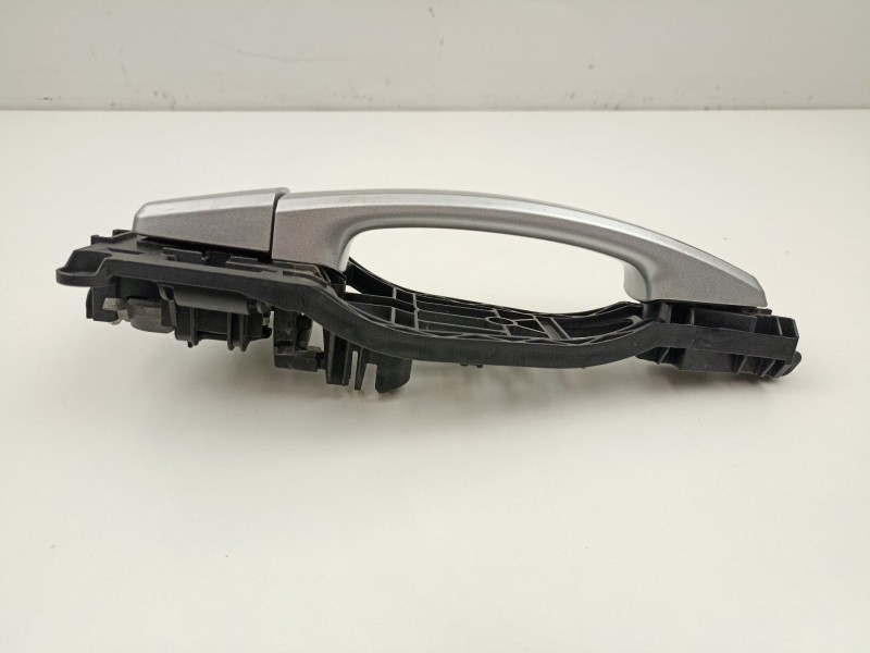 Recambio de manilla trasera derecha para opel corsa d selective referencia OEM IAM 24463750  13255474