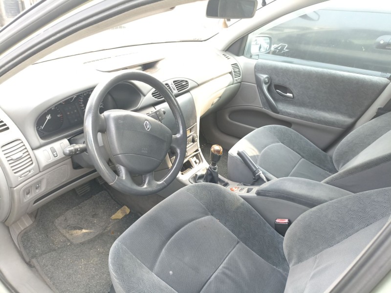 renault laguna ii (bg0) del año 2002
