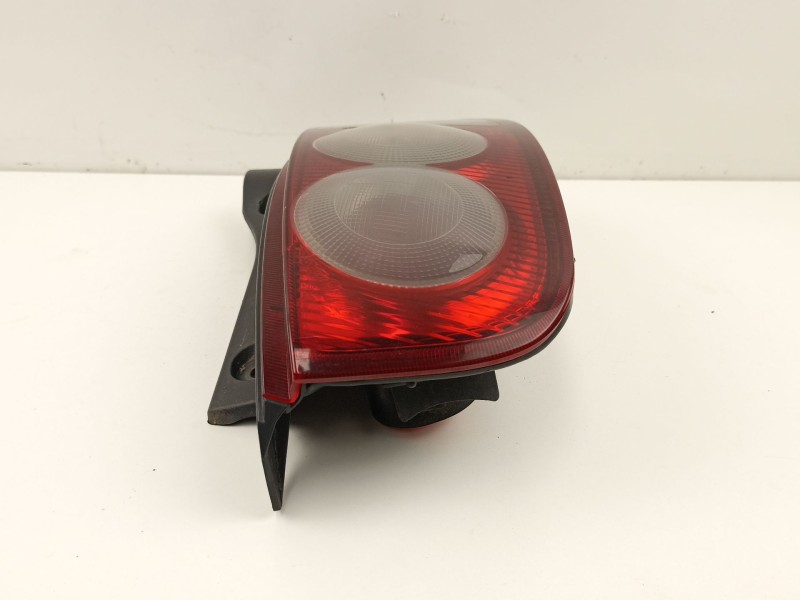 Recambio de piloto trasero izquierdo para nissan micra (k12e) visia referencia OEM IAM B6555AX720  