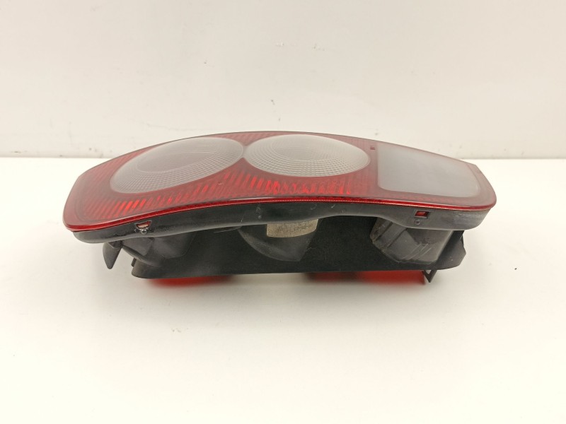 Recambio de piloto trasero izquierdo para nissan micra (k12e) visia referencia OEM IAM B6555AX720  