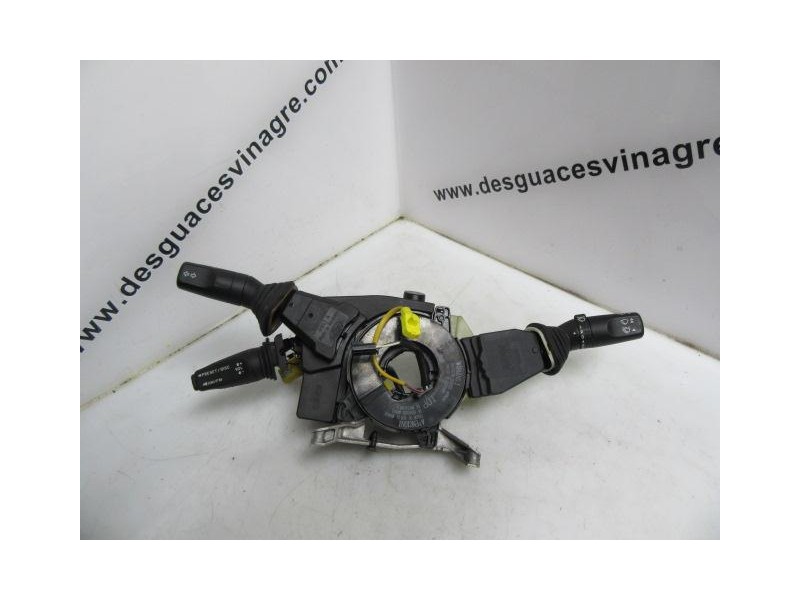 Recambio de mando luces y limpias : ford mondeo : 1.8 g (115,57cv) [2000] para ford mondeo 1.8 g referencia OEM IAM   