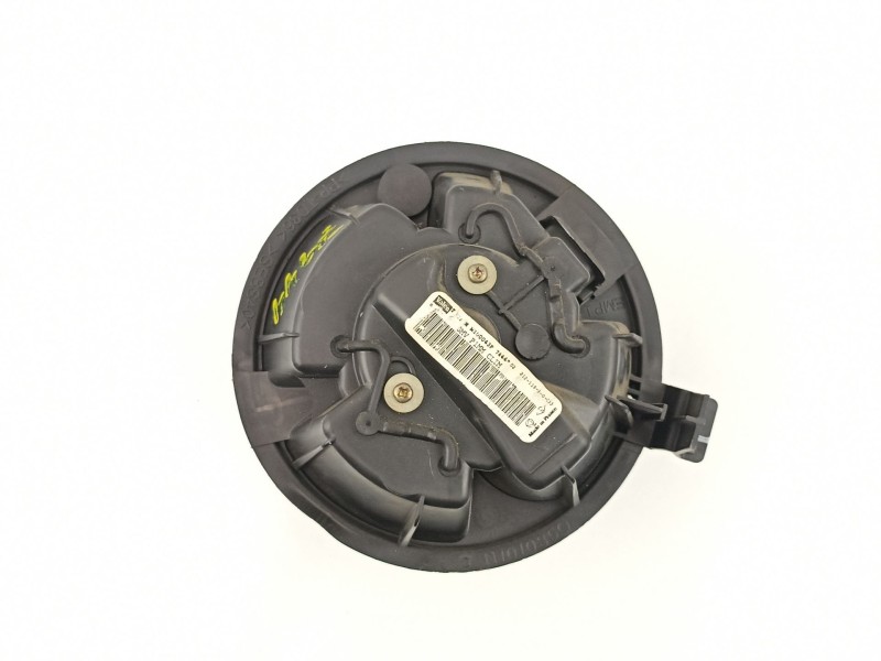 Recambio de motor calefaccion para nissan micra (k12e) visia referencia OEM IAM 27226AX100 N100043F 