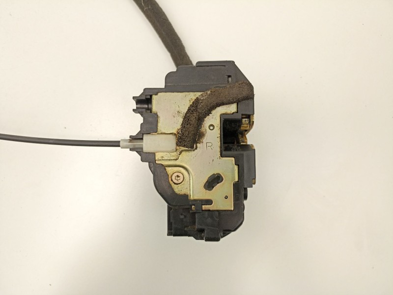 Recambio de cerradura puerta delantera derecha para nissan micra (k12e) visia referencia OEM IAM 80500AX611  