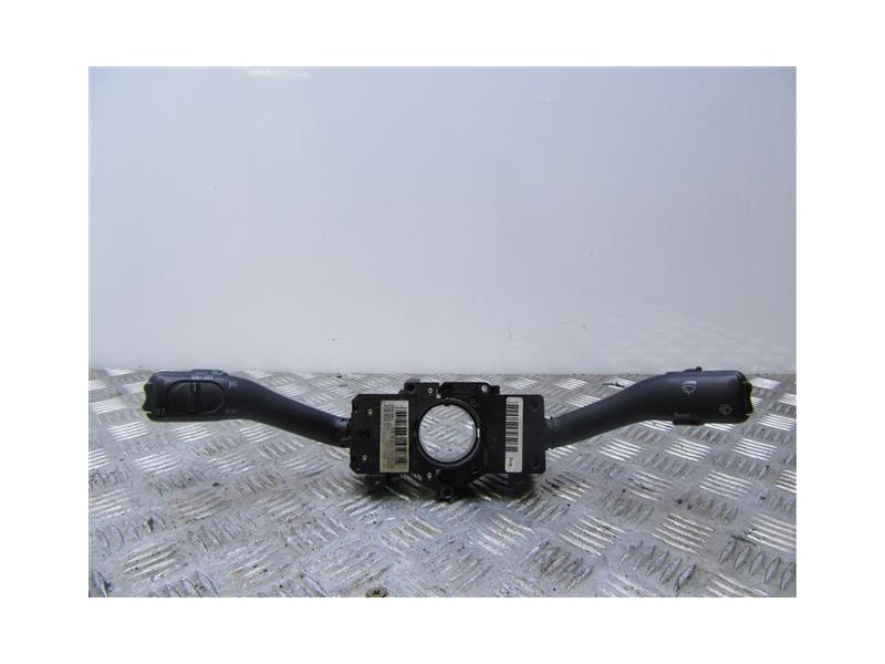 Recambio de mando luces y limpias : skoda superb : 1.9 td (130cv) [2003] para skoda superb 1.9 td referencia OEM IAM 4B0953503G 