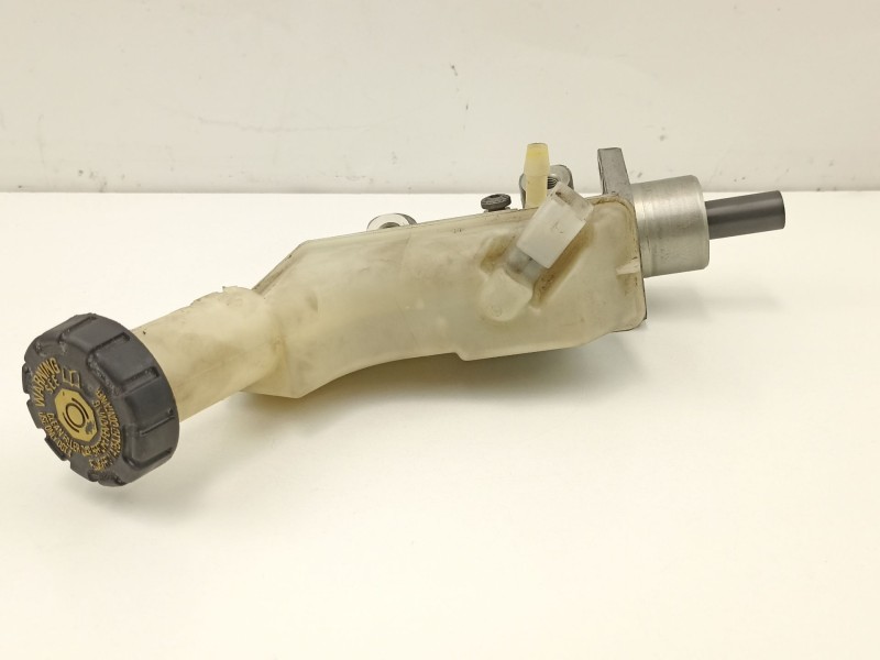 Recambio de bomba de freno para nissan micra (k12e) visia referencia OEM IAM 46010AX701  