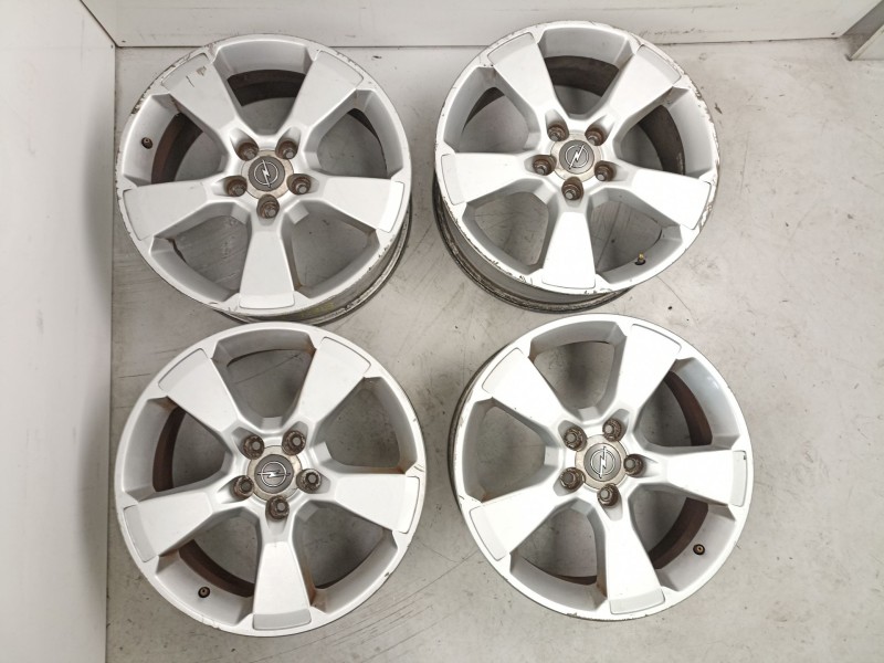 Recambio de juego llantas para opel antara cosmo 4x4 referencia OEM IAM 18X7JET45  