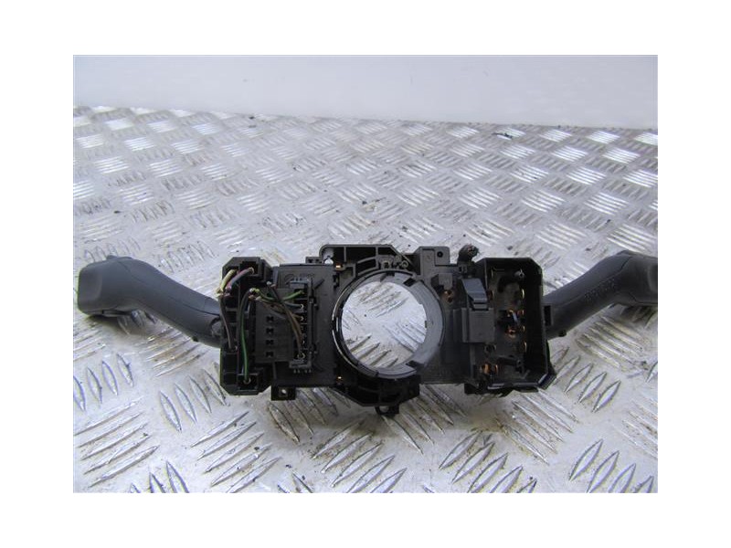 Recambio de mando luces y limpias : skoda superb : 1.9 td (130cv) [2003] para skoda superb 1.9 td referencia OEM IAM 4B0953503G 