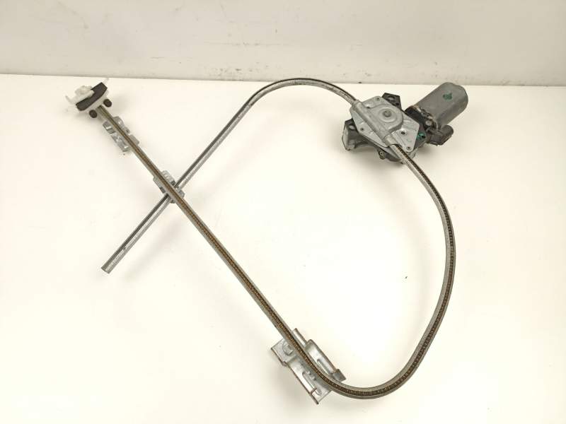 Recambio de elevalunas delantero derecho para renault clio 1.4 g referencia OEM IAM 7700799476  
