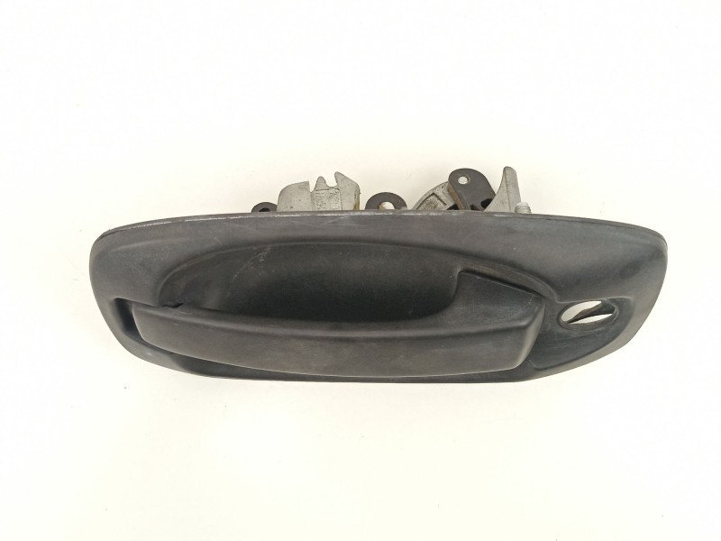 Recambio de manilla delantera izquierda para peugeot bipper tepee basis referencia OEM IAM 9143V7  