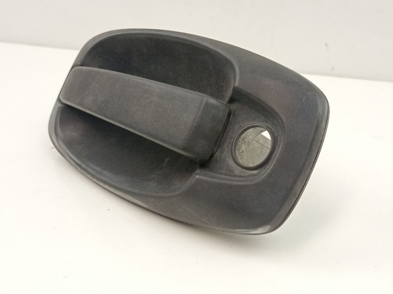 Recambio de manilla delantera izquierda para peugeot bipper tepee basis referencia OEM IAM 9143V7  