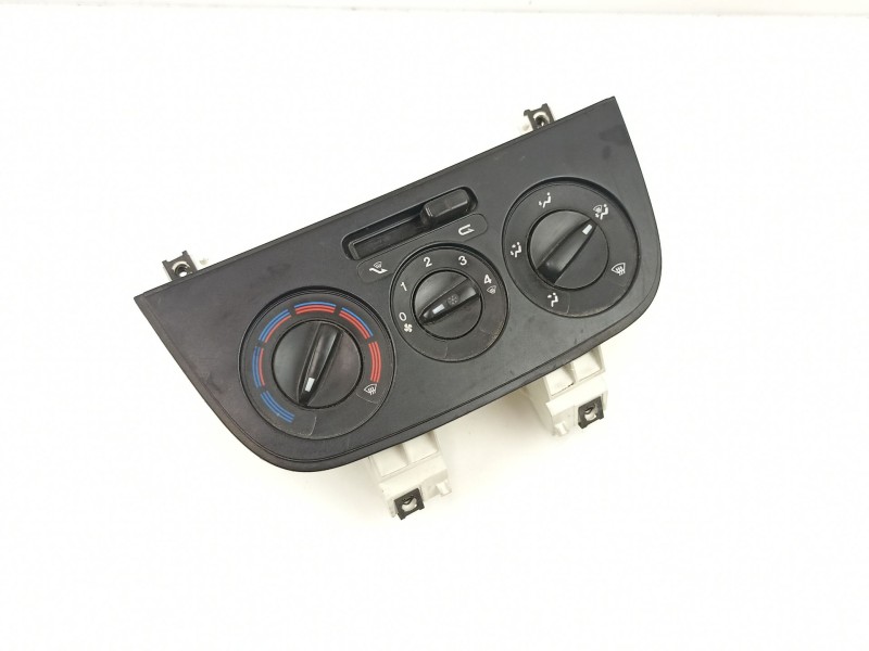Recambio de mandos calefaccion aire para peugeot bipper tepee basis referencia OEM IAM 6490K4  